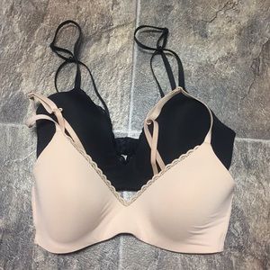 2 Aerie bralettes